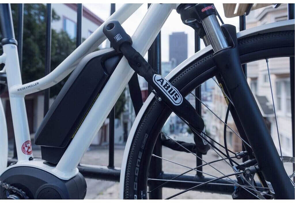 Robustes Abus Kettenschloss - das beste Fahrradschloss für optimalen Versicherungsschutz finden